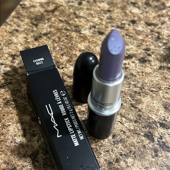 🌙♣️HP! Mac Evening Buzz Matte Lipstick - Picture 6 of 8